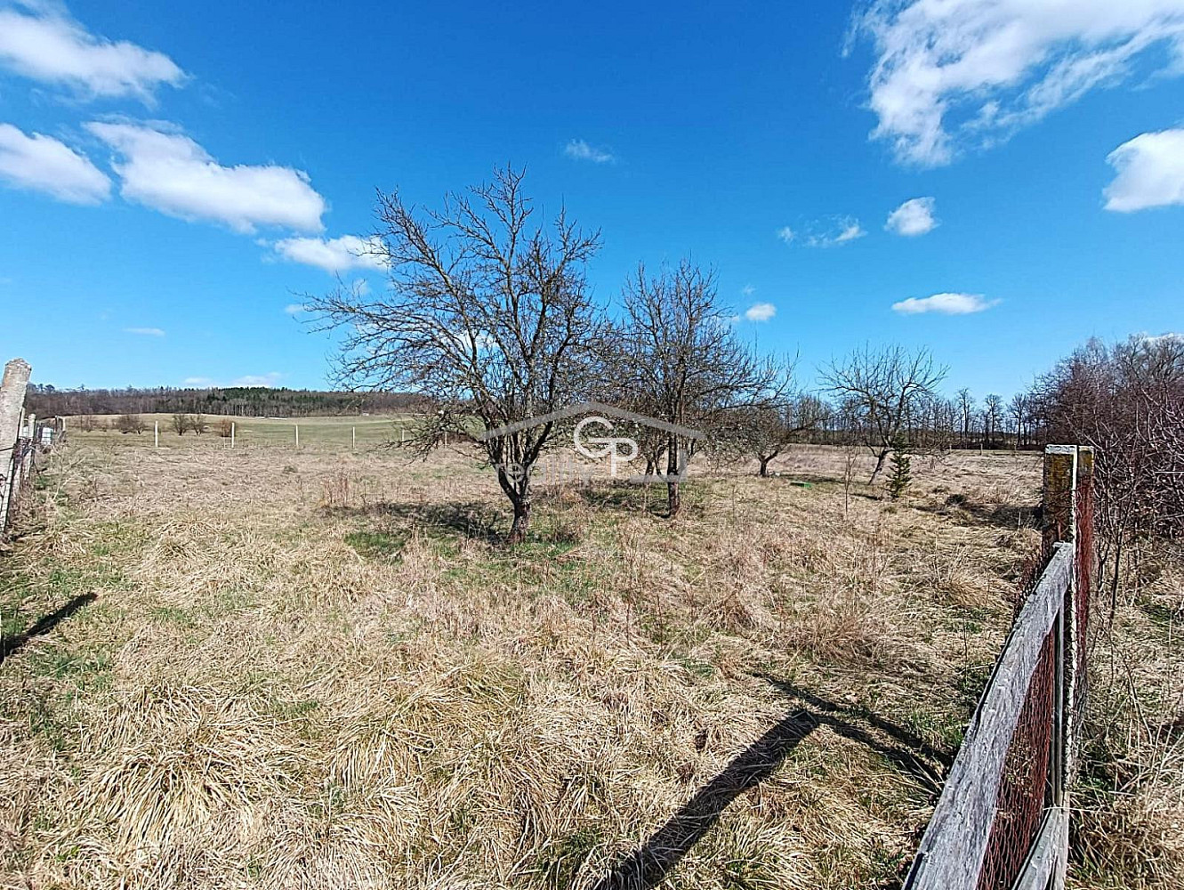 Prodej stavebního pozemku 1 106 m²