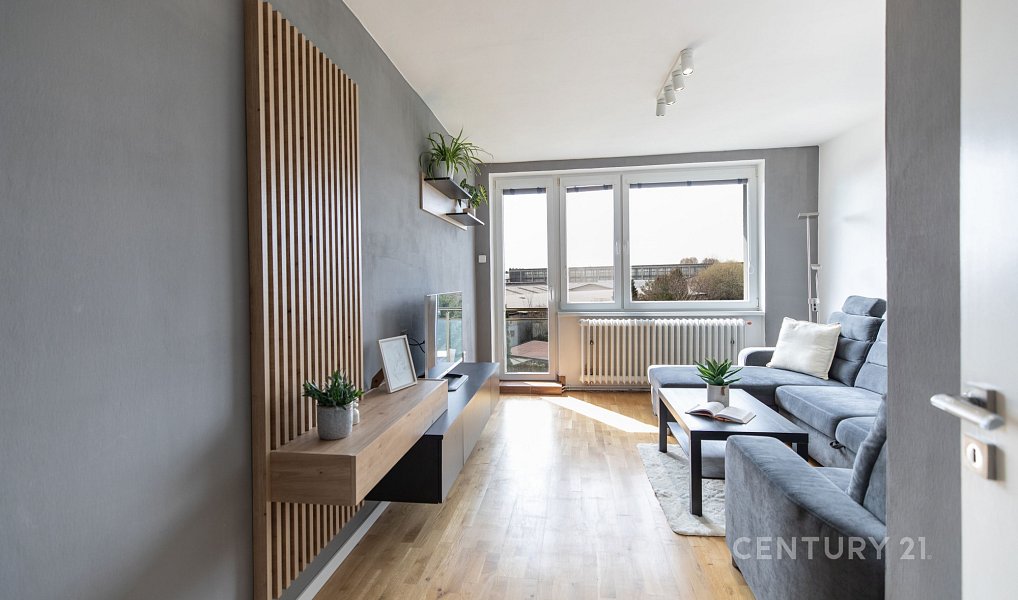 Prodej bytu 3+1 71 m², Bečváry – náhled fotky 4
