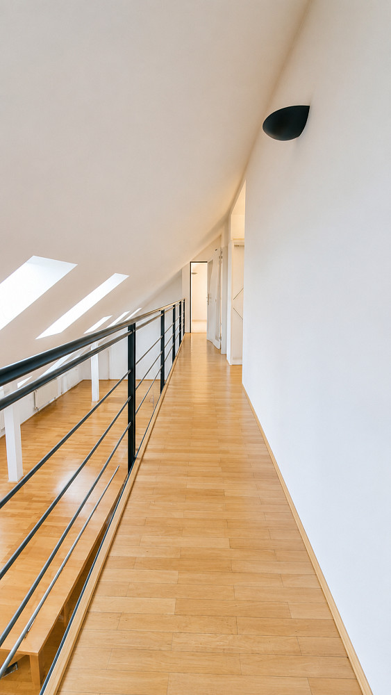 Pronájem bytu 4+1 219 m² — photo 3