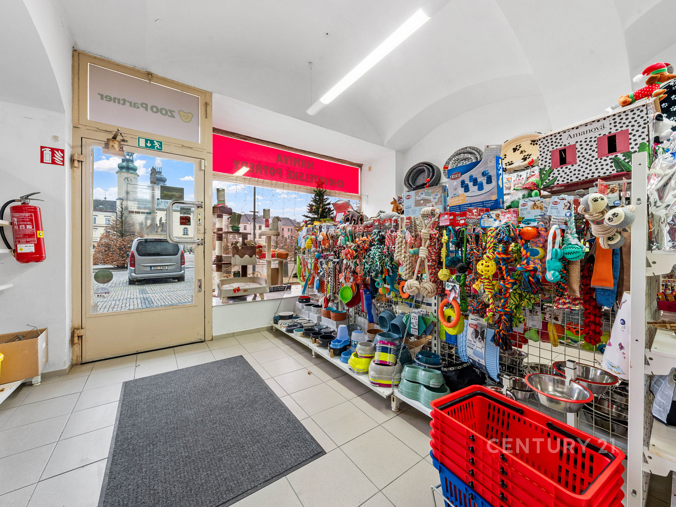 Prodej komerčního objektu (jiného typu) 800 m² – fotografie 5