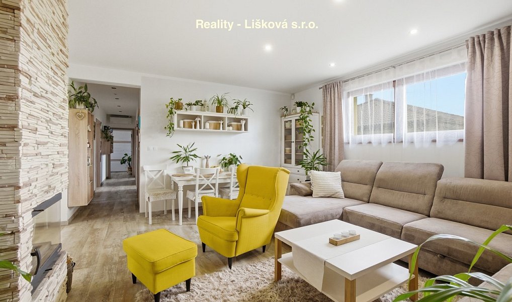 Prodej domu 200 m² s pozemkem 1 227 m², Přestanov – náhled fotky 17