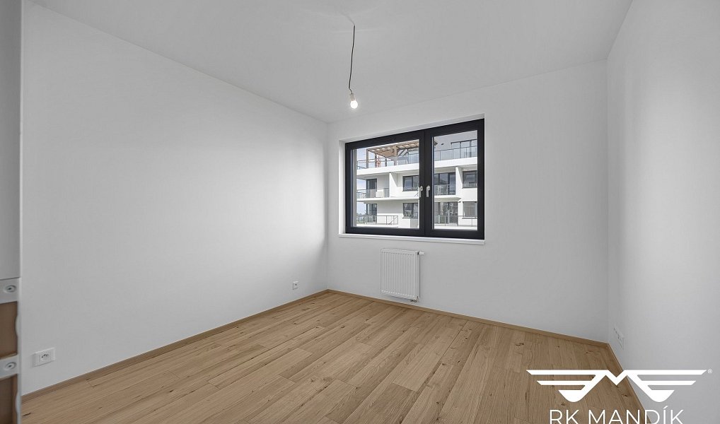Pronájem bytu 3+kk 86 m², Praha – náhled fotky 8
