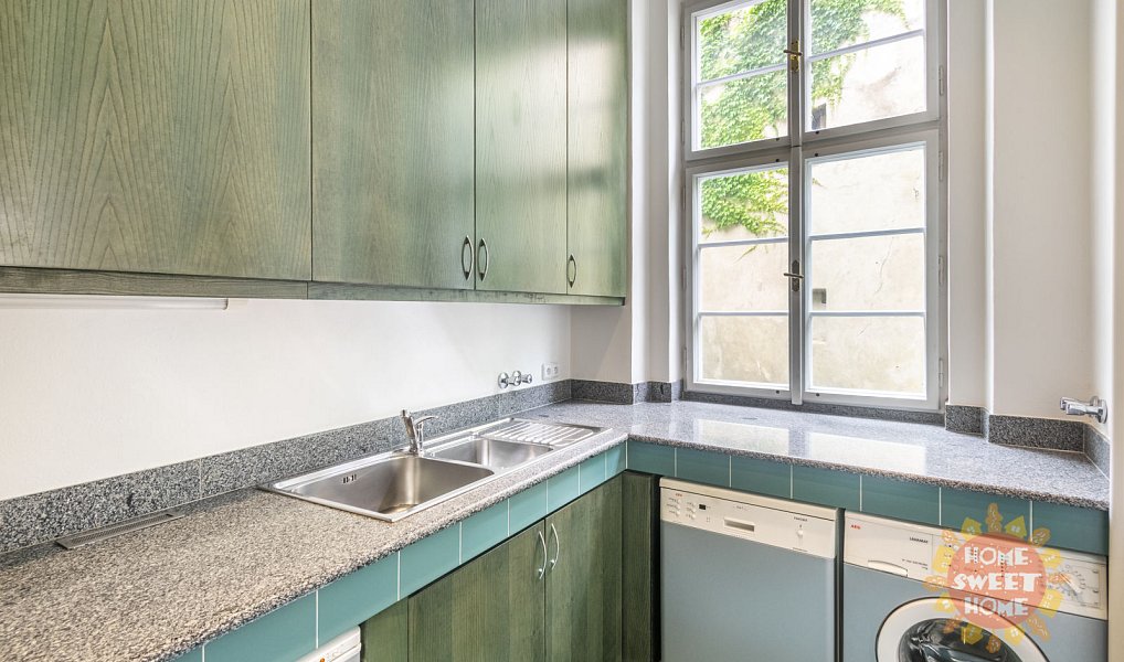 Pronájem bytu 4+1 187 m², Praha – náhled fotky 14