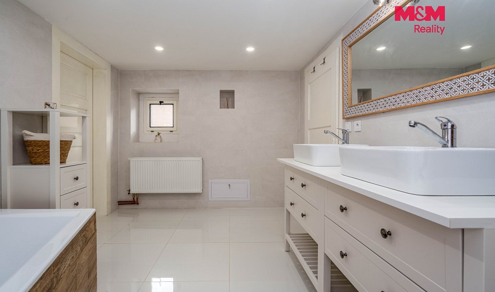 Prodej domu 165 m² s pozemkem 1 298 m², Lužná – náhled fotky 11