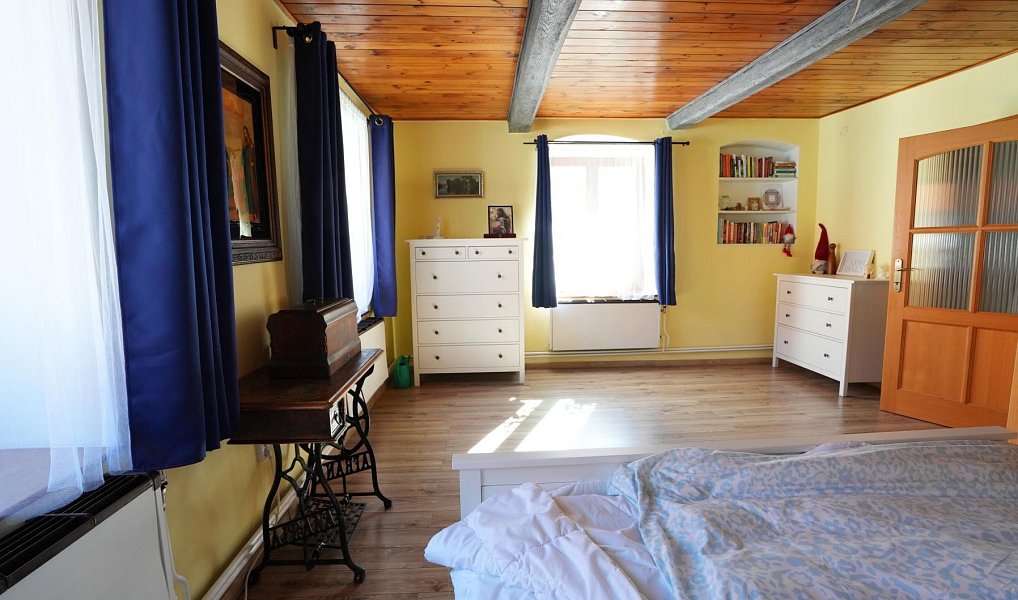Pronájem domu 160 m² s pozemkem 1 135 m², Stašov – náhled fotky 11