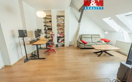 Pronájem bytu 1+1 88 m²