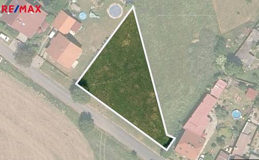 Prodej stavebního pozemku 1 072 m², Všechlapy, okres Nymburk