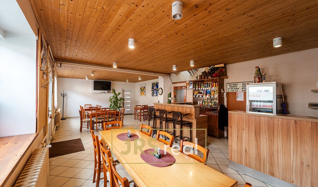 Prodej domu 220 m² s pozemkem 523 m², Dolní Němčí – náhled fotky 3