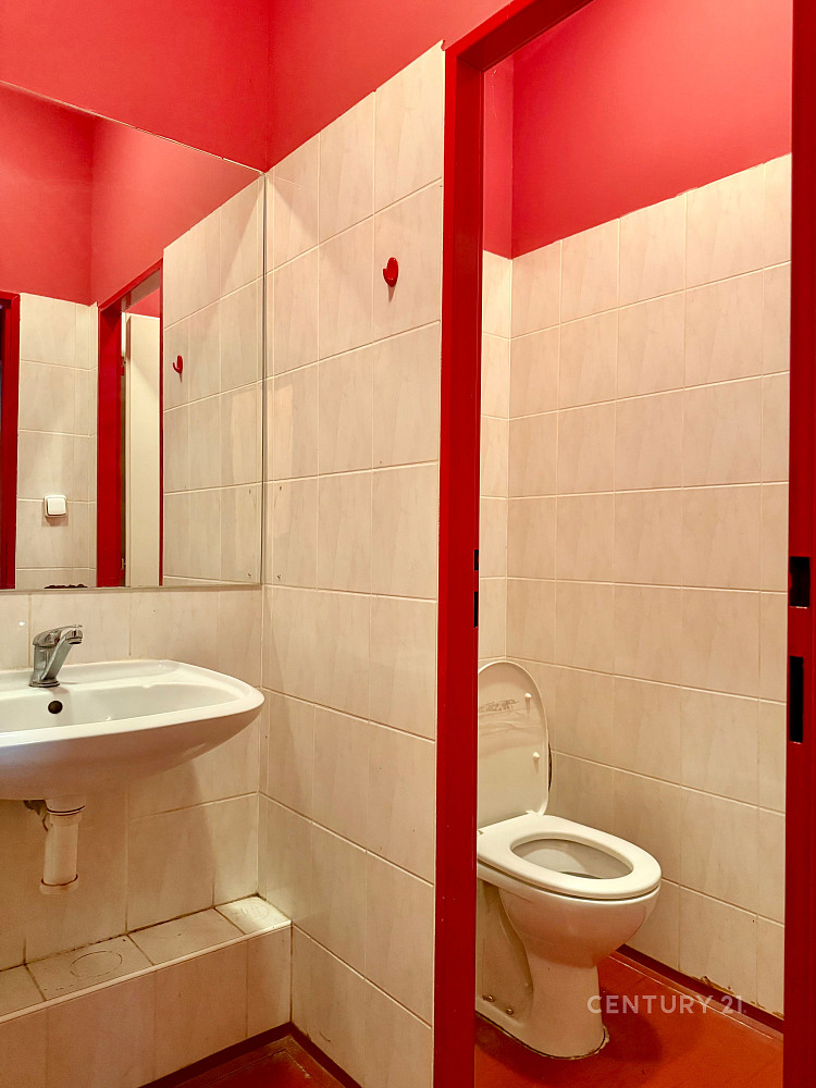 Pronájem obchodních prostor 120 m² – fotografie 4