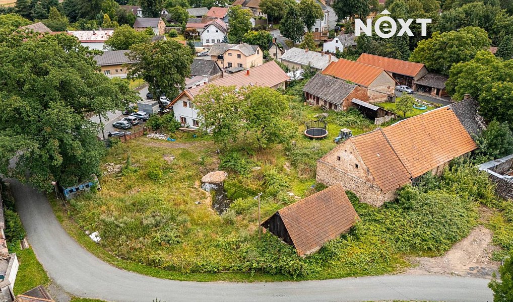 Prodej domu 330 m² s pozemkem 3 898 m², Černíny – náhled fotky 3