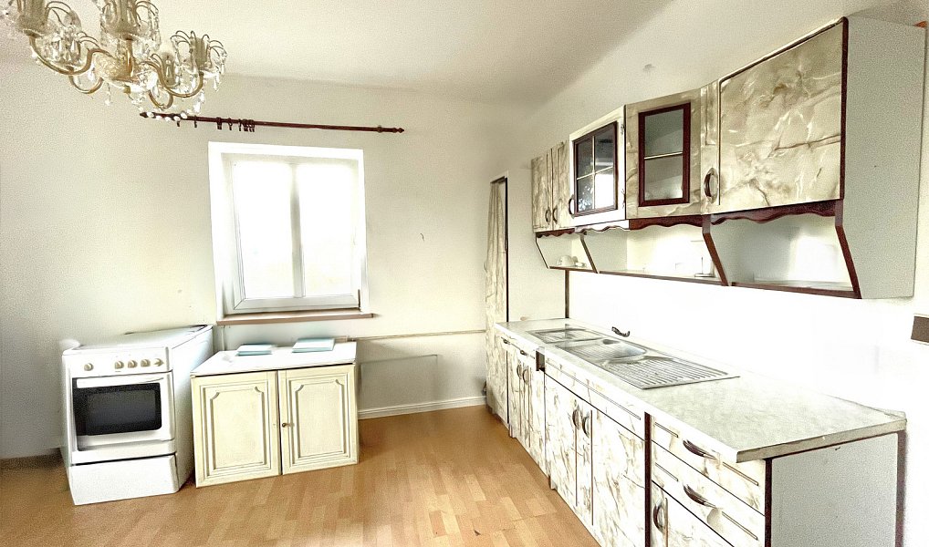 Prodej ubytovacího objektu 450 m², Křimov – náhled fotky 11
