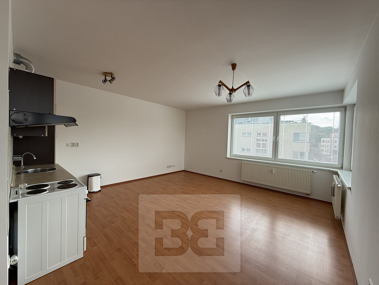 Pronájem bytu 2+kk 59 m² — photo 2