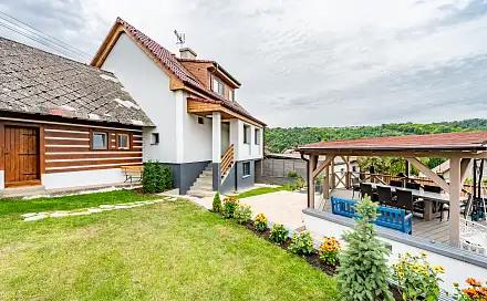 Prodej chaty/chalupy 234 m² s pozemkem 521 m², Roztoky, okres Rakovník
