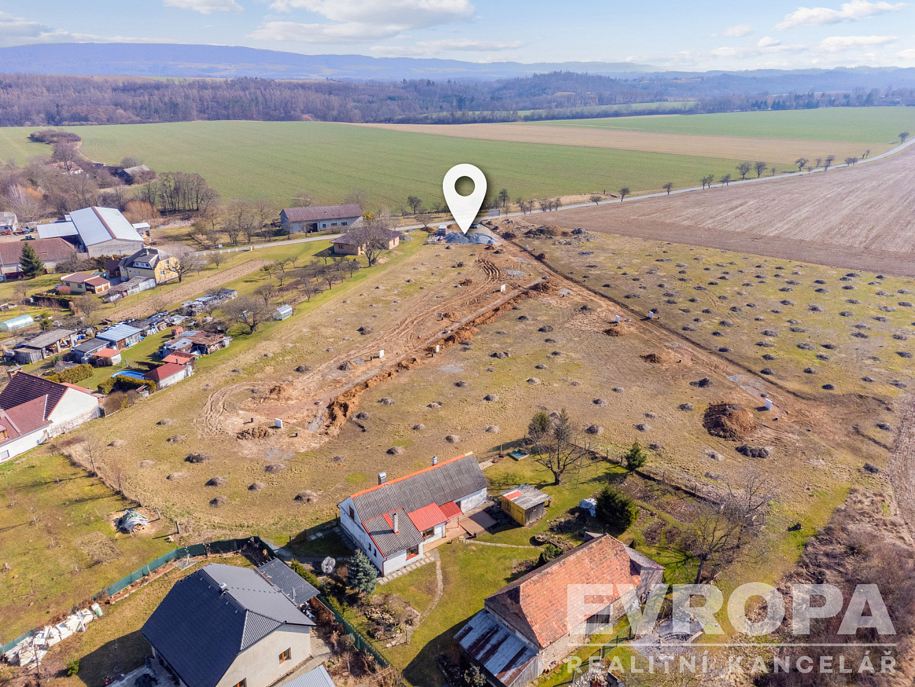 Prodej stavebního pozemku 699 m² - View 5