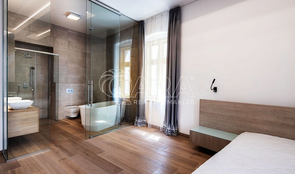 Pronájem bytu 3+kk 186 m², Praha – náhled fotky 12