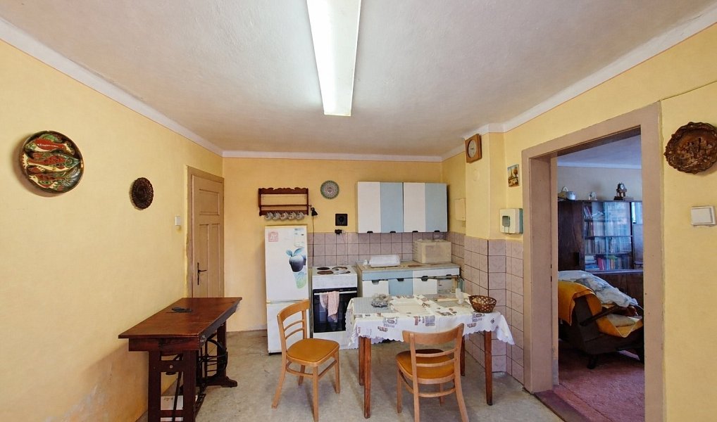 Prodej stavebního pozemku 681 m², Radslavice – náhled fotky 5