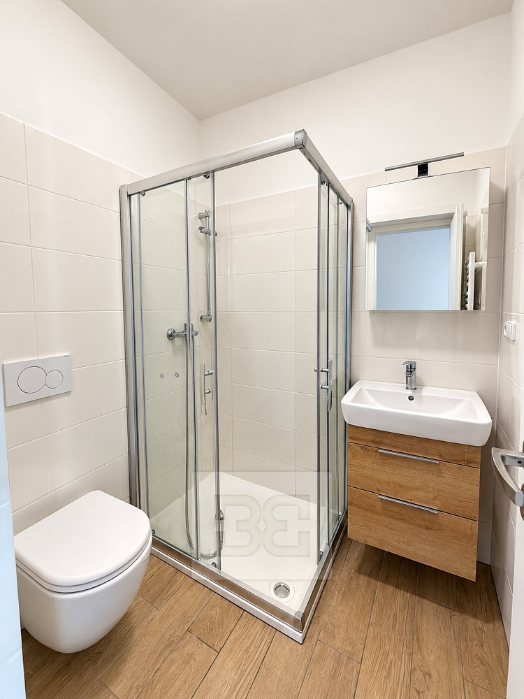Pronájem bytu 1+kk 22 m² – fotografie 5