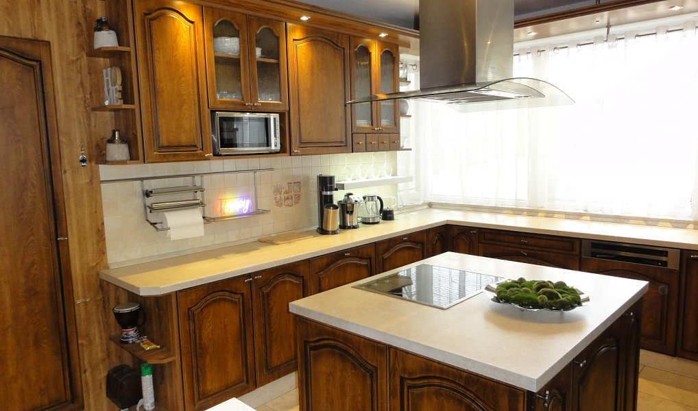 Prodej domu 251 m² s pozemkem 946 m², Mikulov – náhled fotky 8