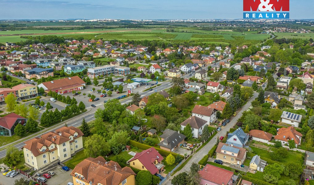 Prodej stavebního pozemku 822 m², Praha – náhled fotky 12
