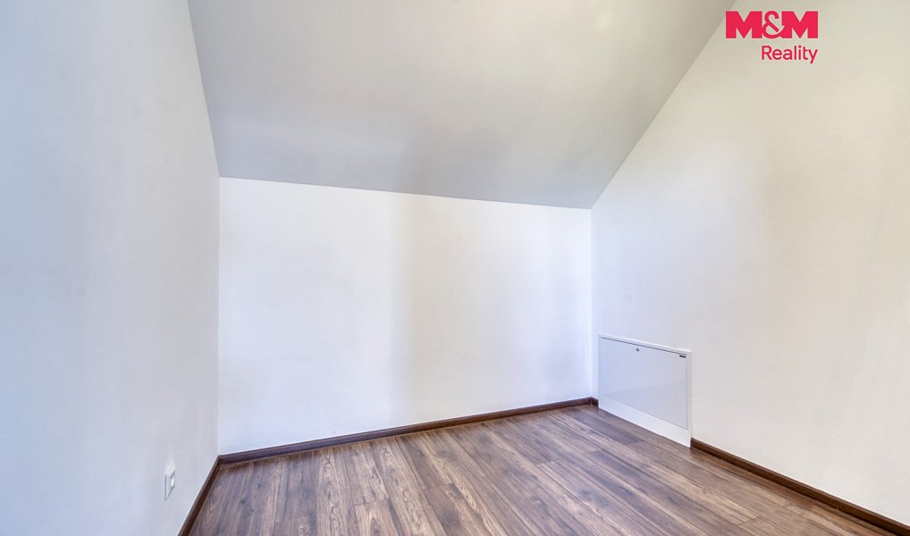 Prodej domu 168 m² s pozemkem 809 m², Vodochody – náhled fotky 15