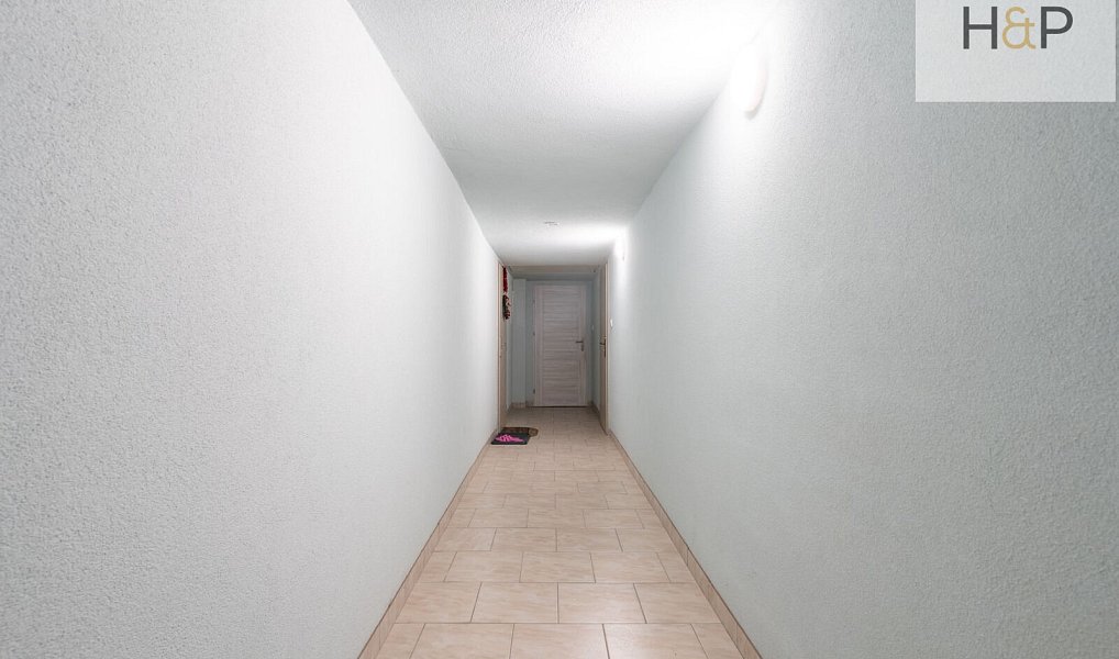 Prodej nájemního domu, činžáku 450 m², Skrbeň – náhled fotky 14