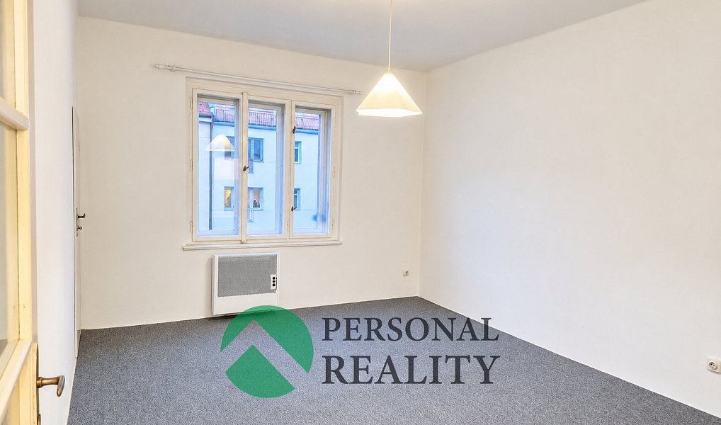 Pronájem bytu 1+kk 28 m², Praha – náhled fotky 2