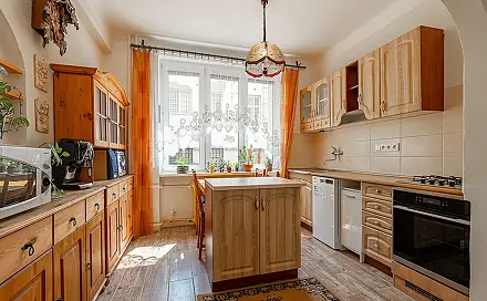 Prodej bytu 2+1 54 m², Průběžná, Praha 10 - Strašnice