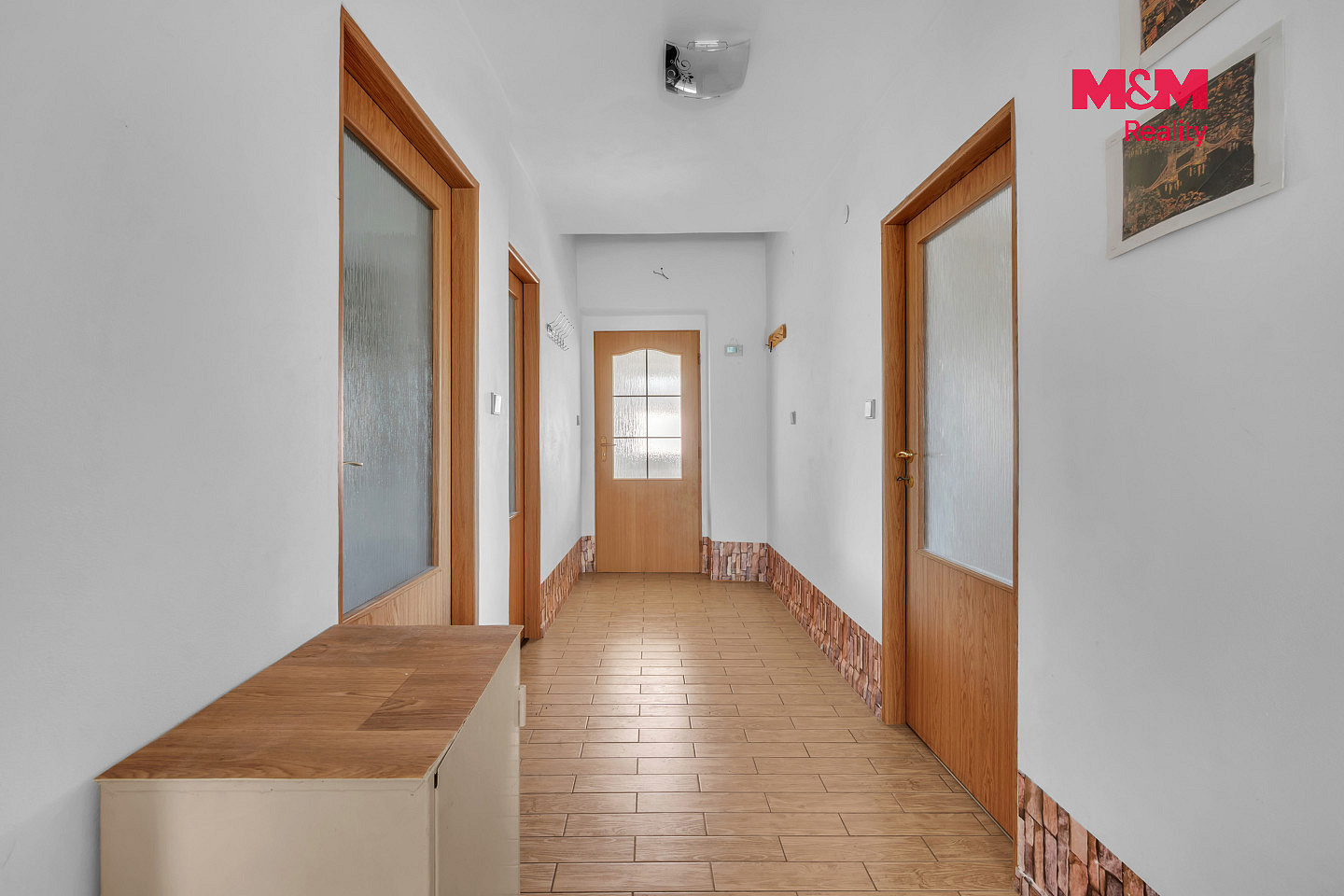 Prodej domu 215 m² s pozemkem 679 m² – fotografie 2
