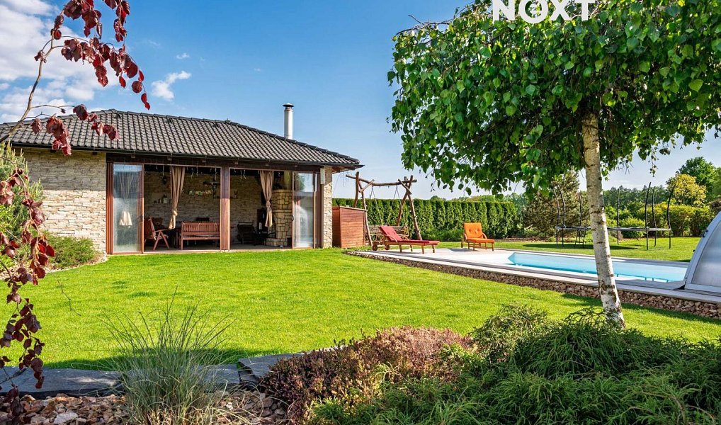 Prodej domu 188 m² s pozemkem 1 936 m², Kněžmost – náhled fotky 44