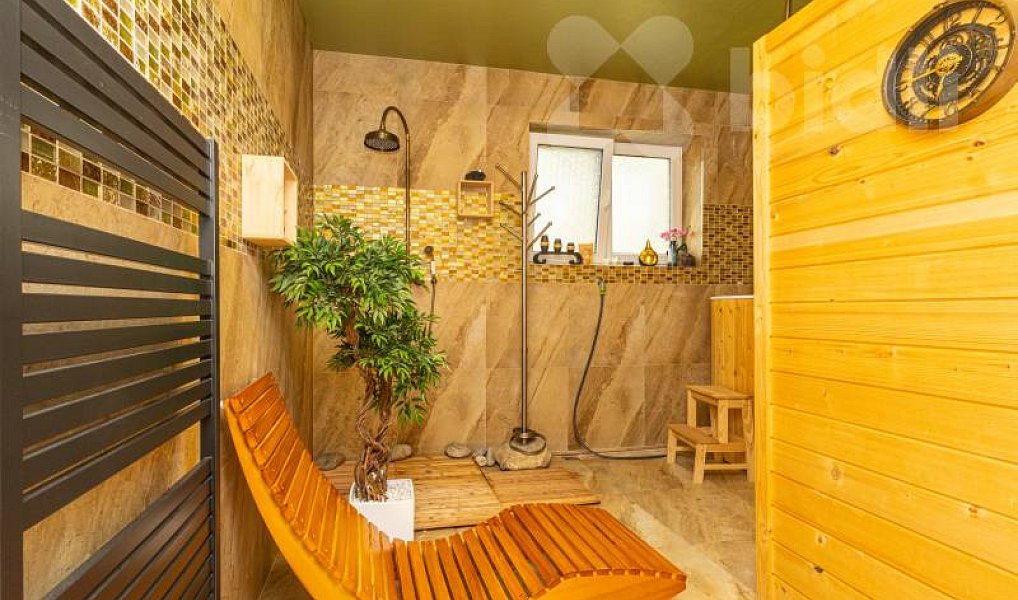 Prodej domu 205 m² s pozemkem 809 m², Jesenice – náhled fotky 11