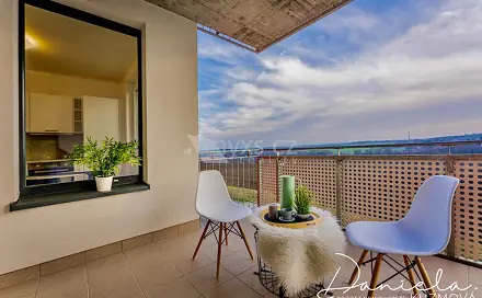 Pronájem bytu 2+kk 60 m², Honzíkova, Praha 10 - Dolní Měcholupy