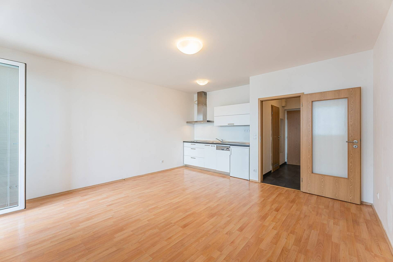 Pronájem bytu 1+kk 40 m² – fotografie 5