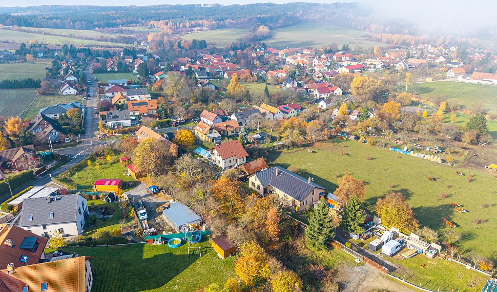 Prodej stavebního pozemku 1 198 m², Kytín – náhled fotky 3