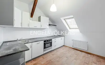 Pronájem bytu 3+1 112 m²