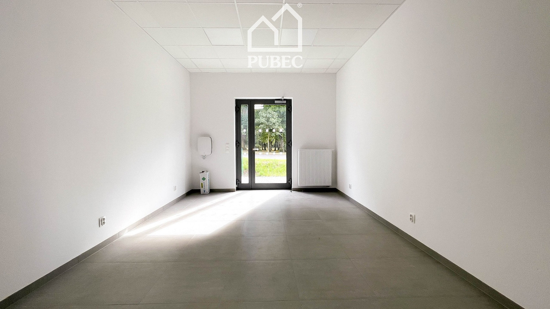 Prodej obchodních prostor 191 m² – fotografie 2