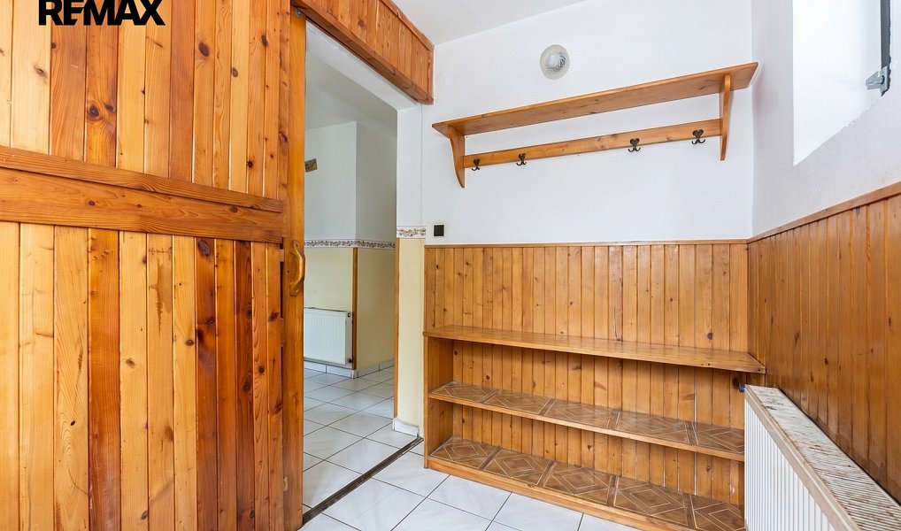 Prodej domu 225 m² s pozemkem 3 499 m², Litvínov – náhled fotky 17