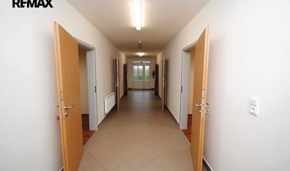 Prodej ubytovacího objektu 226 m², Praha – náhled fotky 4