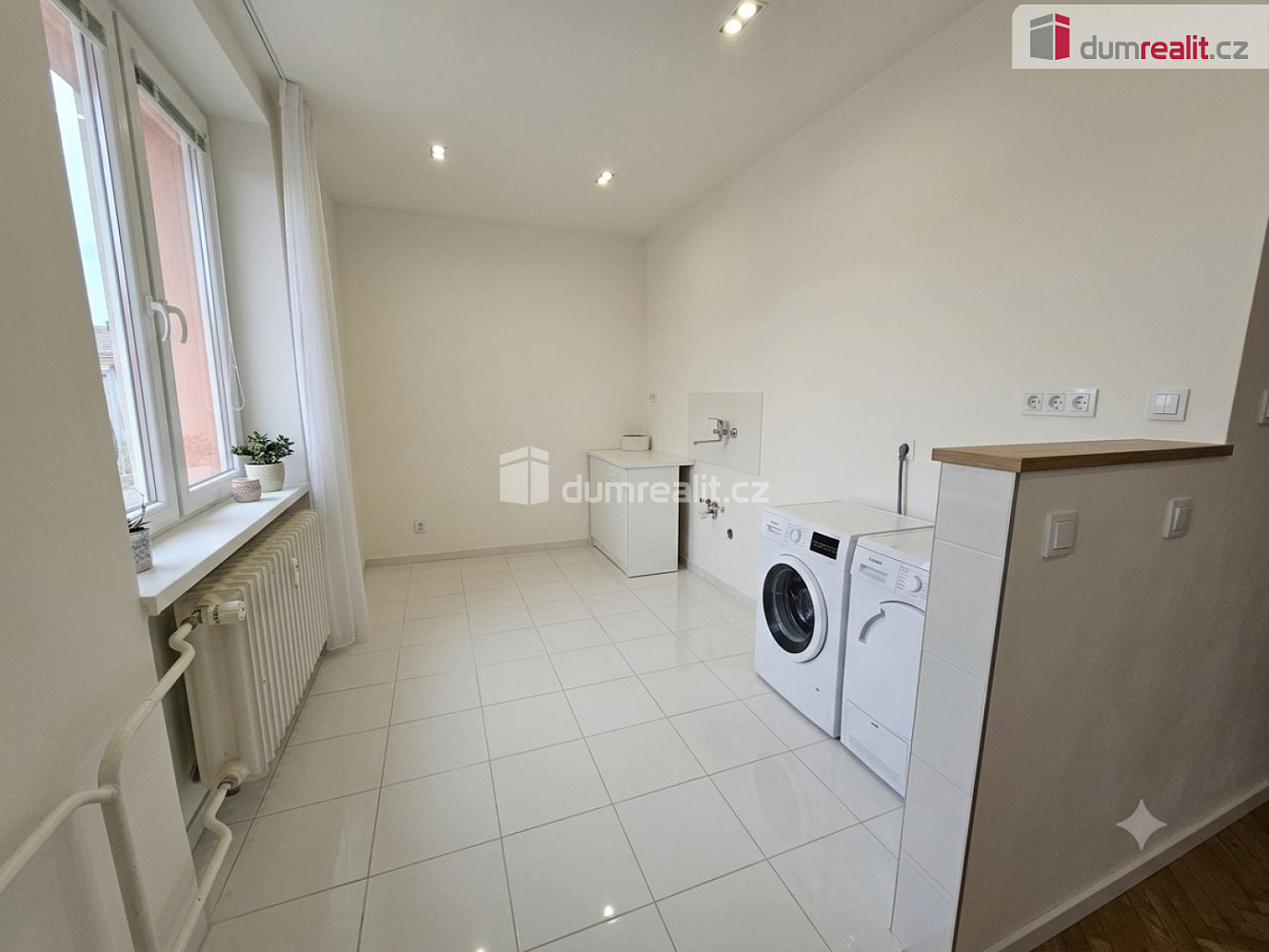 Prodej bytu 2+1 55 m² — photo 2