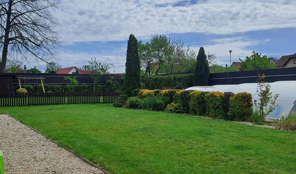 Prodej stavebního pozemku 780 m², Černýšovice – náhled fotky 7