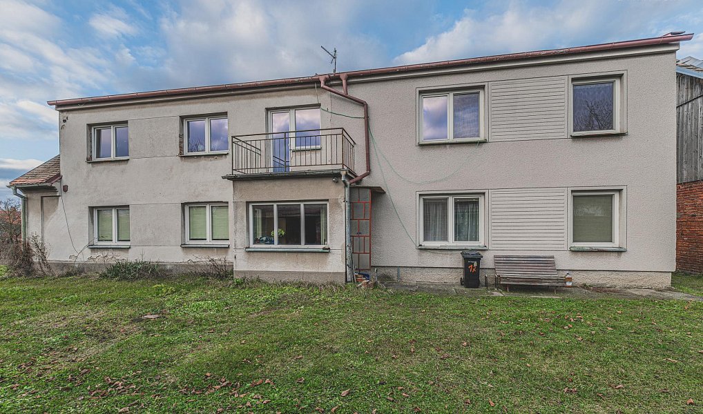 Prodej domu 223 m² s pozemkem 1 635 m², Librantice – náhled fotky 3