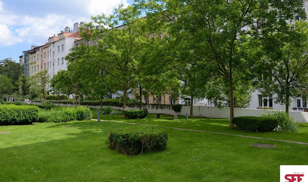 Pronájem bytu 2+kk 55 m², Praha – náhled fotky 14