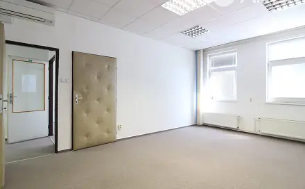 Pronájem kanceláře 235 m², Brno