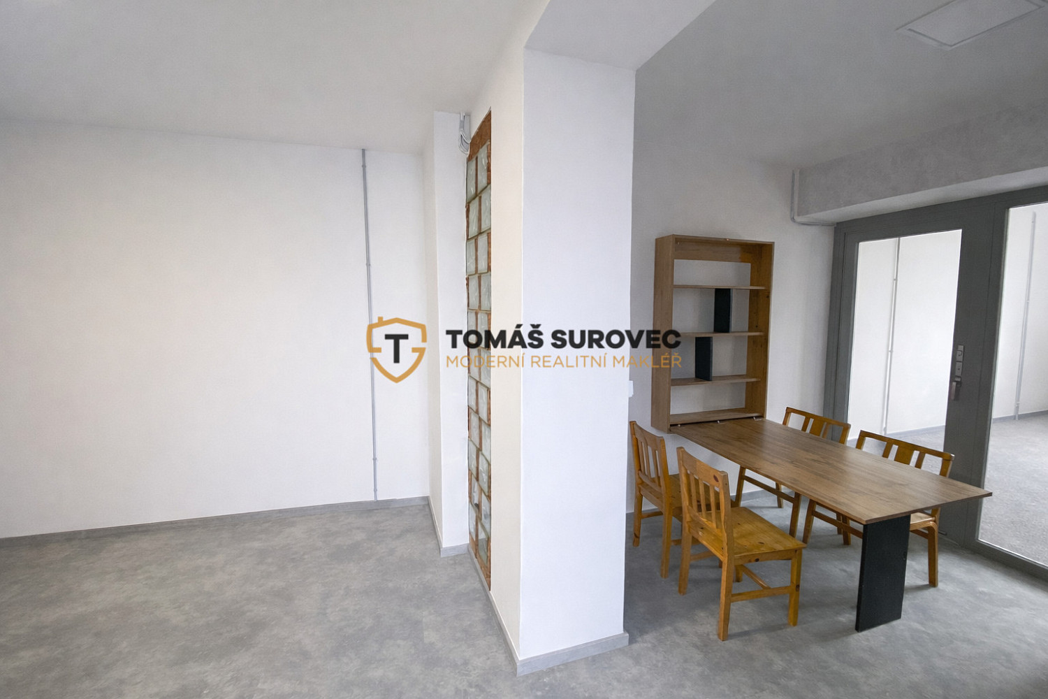 Pronájem kanceláře 64 m² – fotografie 4