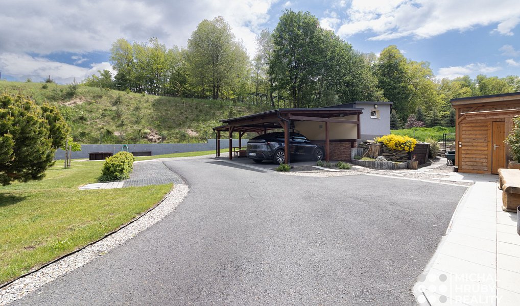 Prodej domu 122 m² s pozemkem 2 800 m², Brumovice – náhled fotky 9