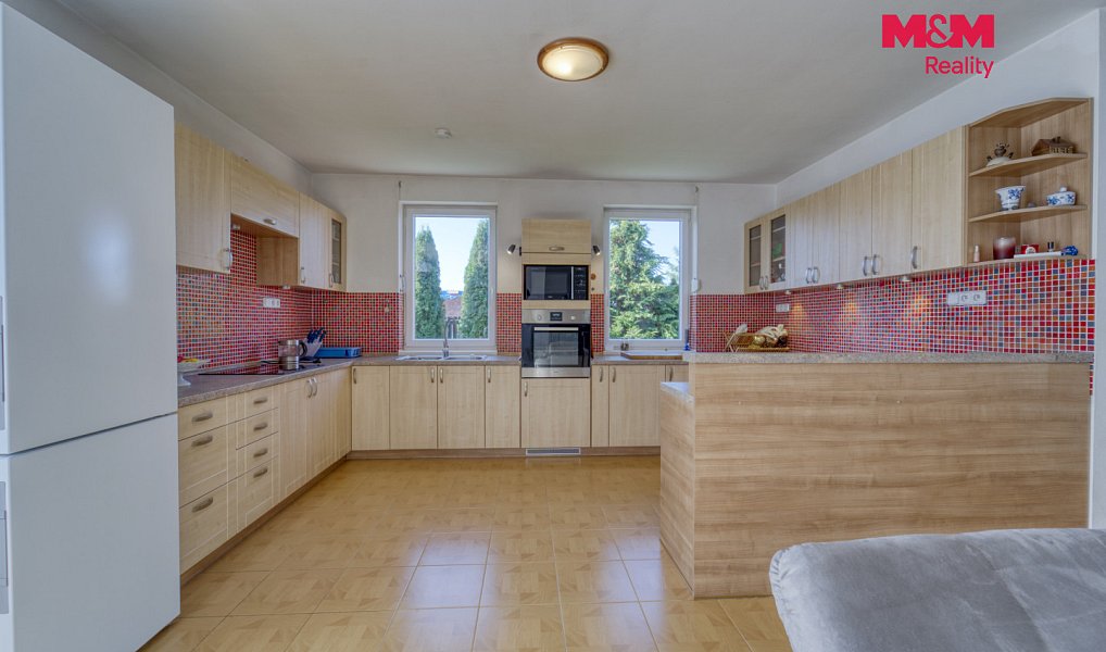 Prodej domu 216 m² s pozemkem 2 272 m², Bohutín – náhled fotky 5