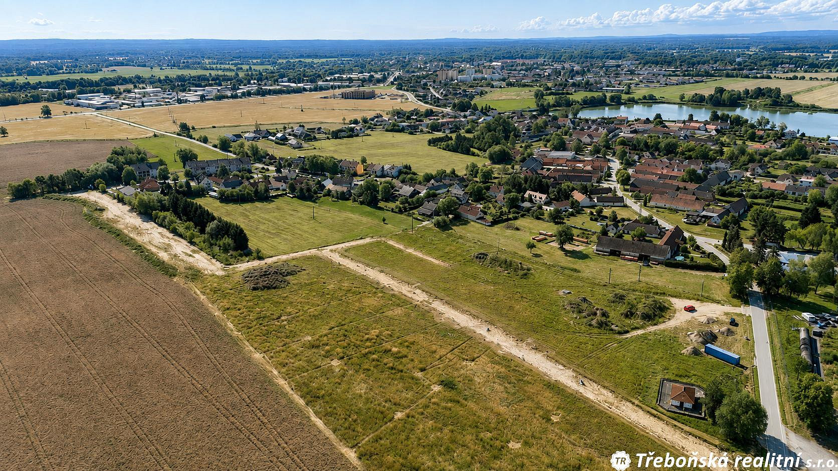 Prodej stavebního pozemku 1 333 m² – fotografie 4