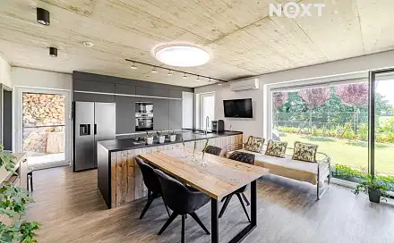 Prodej domu 258 m² s pozemkem 2 038 m², Černá u Bohdanče, okres Pardubice