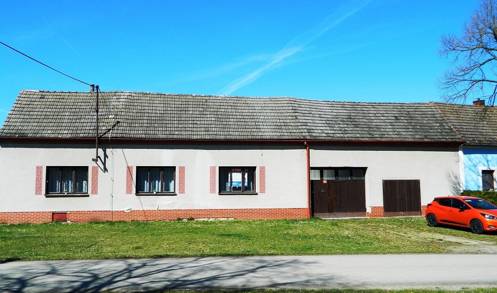 Prodej domu 455 m² s pozemkem 1 055 m², Zálší – náhled fotky 2