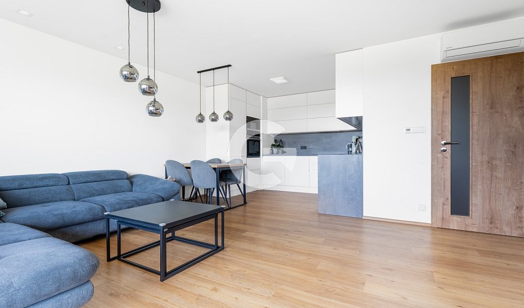 Prodej bytu 2+kk 55 m², Zlín – náhled fotky 3