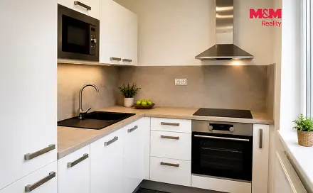 Pronájem bytu 3+1 76 m², nám. T.G.Masaryka, Poděbrady - Poděbrady II, okres Nymburk